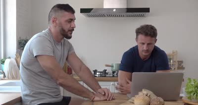 episodul_4_-_sexualitatea_barbatului 2160p